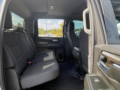 Used 2024 Chevrolet Silverado 2500 LT w/ Convenience Package AWD/4WD image 40