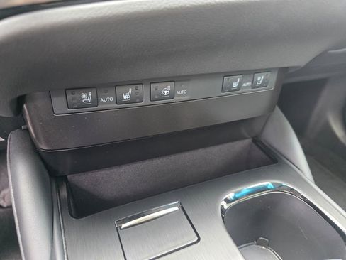 Used 2024 Lexus ES 350 w/ Premium Package FWD image 23