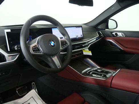 New 2026 BMW X6 xDrive40i w/ Climate Comfort Package image 14