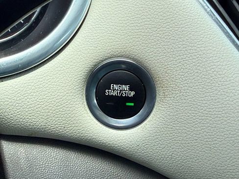 Used 2024 Chevrolet Malibu LT FWD image 29