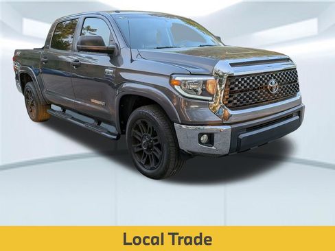 Used 2016 Toyota Tundra SR5 w/ SR5 Upgrade Package image 4