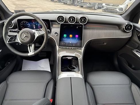 New 2026 Mercedes-Benz GLC 300 4MATIC image 11