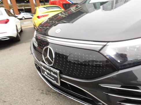 Certified 2023 Mercedes-Benz EQS 450+ 4MATIC Sedan w/ Executive Rear Seat Package image 25