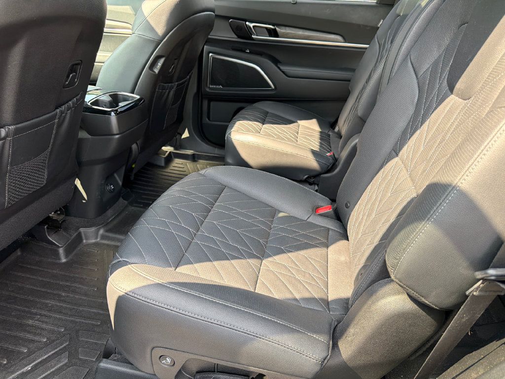 Used 2023 Kia Telluride SX X-Pro AWD/4WD image 25