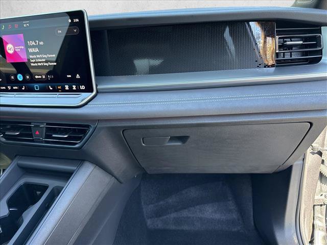 New 2026 Volkswagen Tiguan SE R-Line FWD image 27