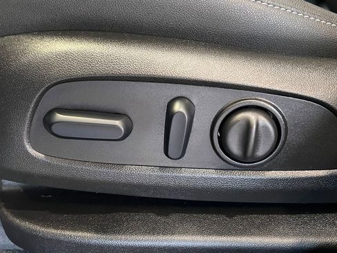 Used 2024 Chevrolet Blazer LT w/ Midnight/Sport Edition image 27