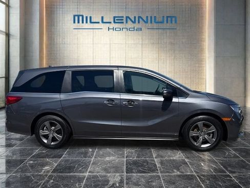 Used 2024 Honda Odyssey EX image 6