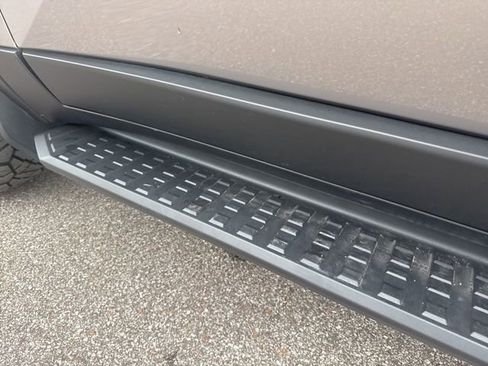 Used 2025 Toyota Land Cruiser 1958 image 11