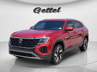 Used 2024 Volkswagen Atlas Cross Sport SE FWD video 1