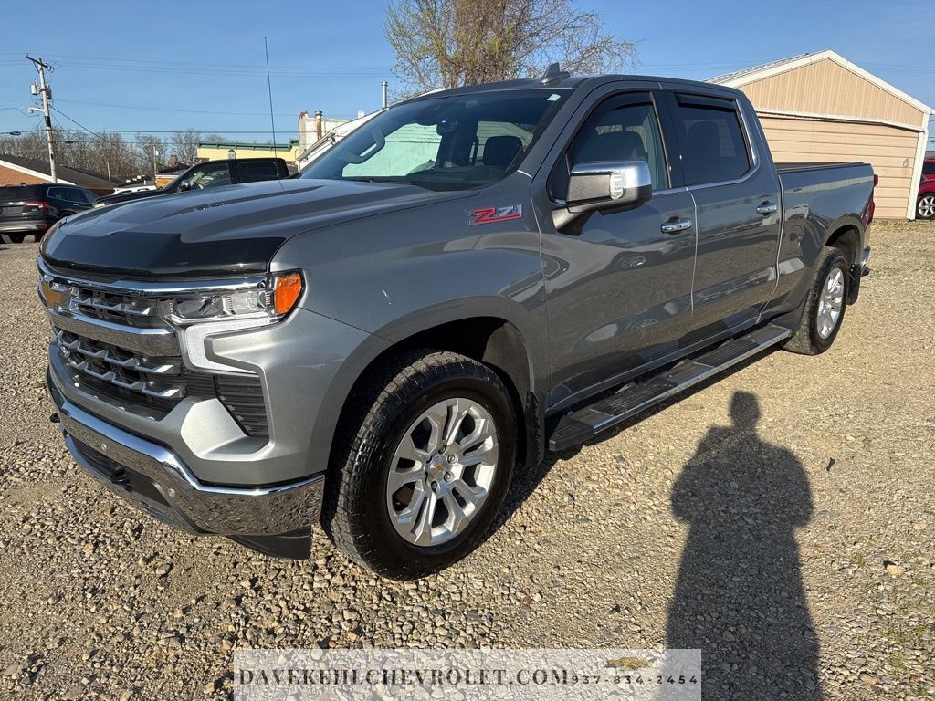 Certified 2025 Chevrolet Silverado 1500 LTZ AWD/4WD image 1