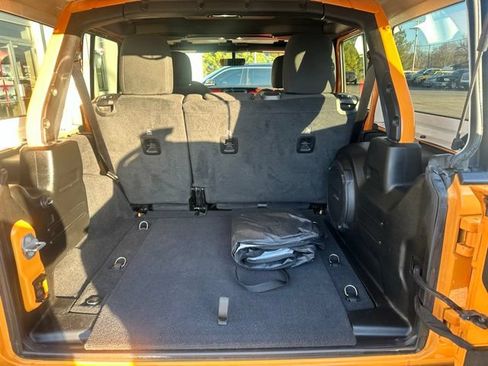Used 2021 Jeep Wrangler Unlimited Rubicon AWD/4WD image 19