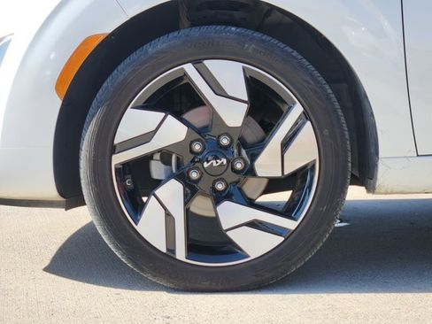 Certified 2025 Kia Soul GT-Line w/ GT-Line Technology Package image 11