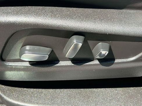 Certified 2023 Cadillac XT5 Premium Luxury AWD/4WD image 20