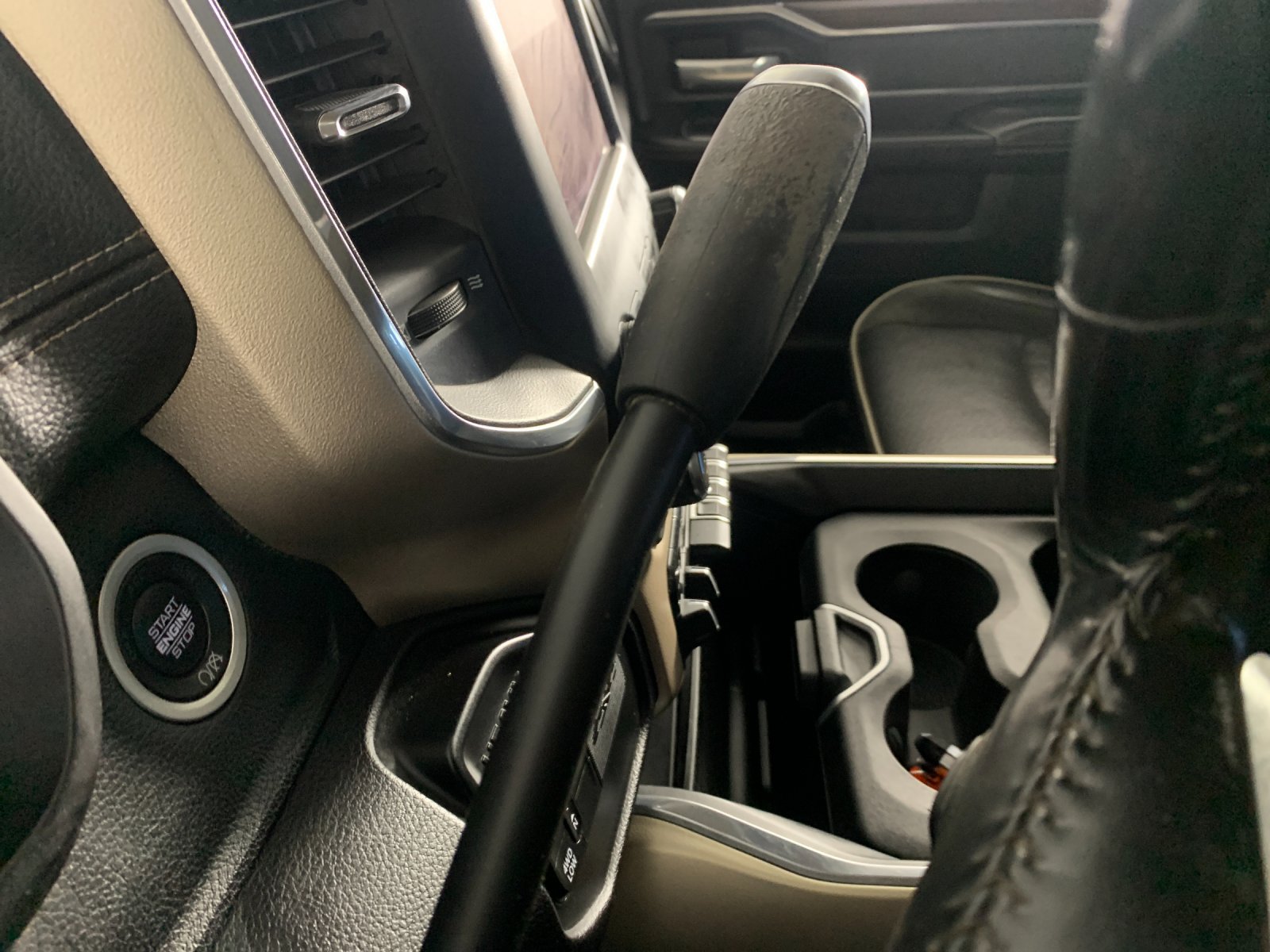 Used 2022 RAM 2500 Laramie AWD/4WD image 21