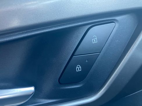 New 2026 Chevrolet Traverse LT w/ Sun and Wheel Package image 12