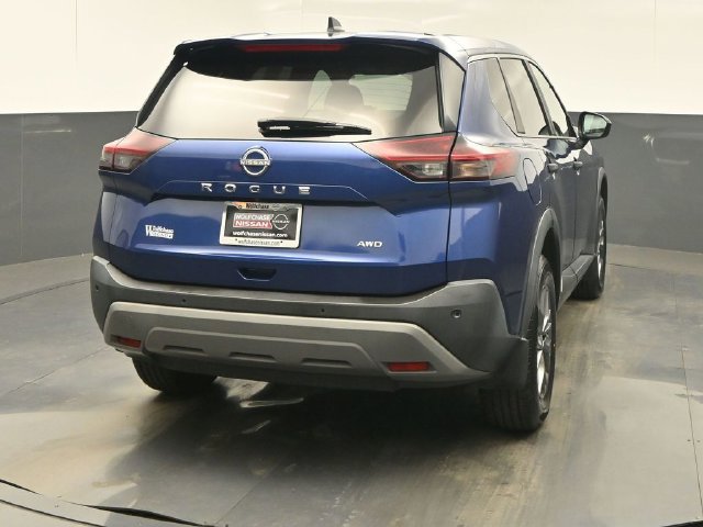 Used 2023 Nissan Rogue S AWD/4WD image 5