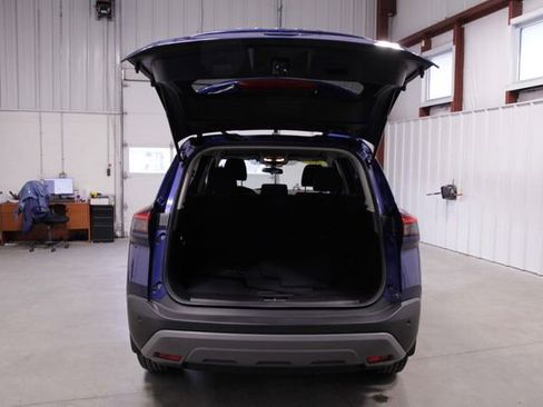 Used 2023 Nissan Rogue S image 19