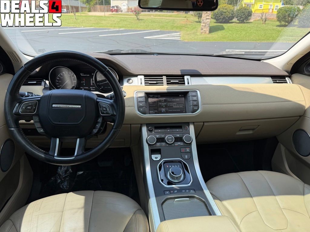 Used 2015 Land Rover Range Rover Evoque Pure Plus AWD/4WD image 22