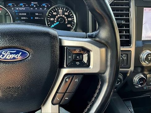 Used 2019 Ford F150 Platinum w/ Equipment Group 701A Luxury image 21