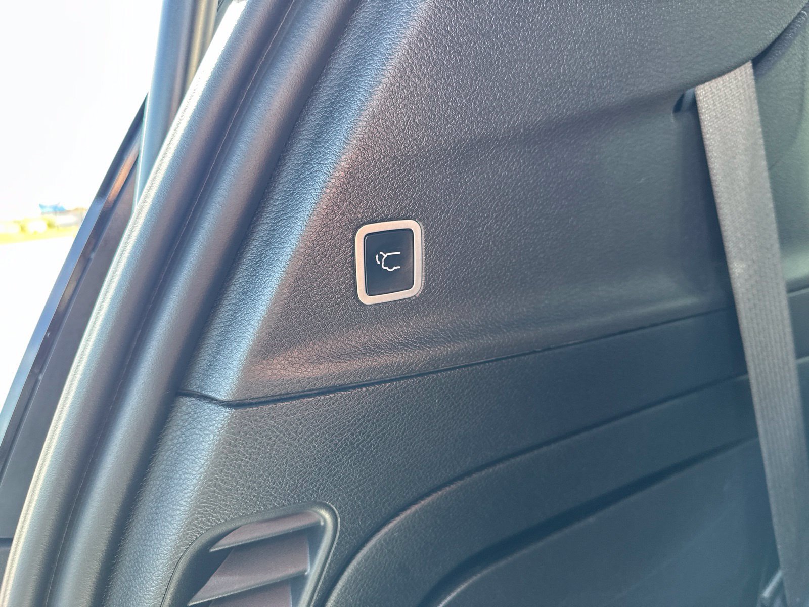 Used 2019 Chrysler Pacifica Limited FWD image 37