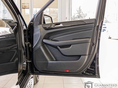 Used 2015 Mercedes-Benz ML 350 SUV image 40