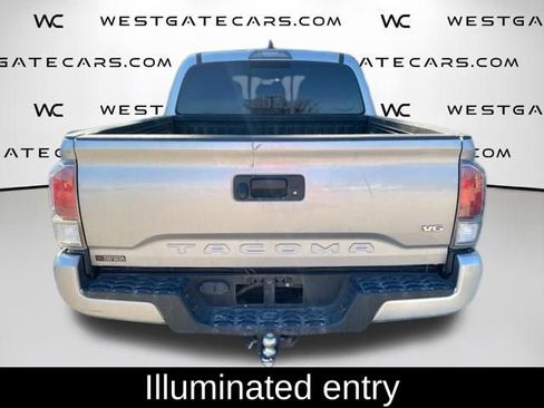 Used 2020 Toyota Tacoma TRD Sport image 14