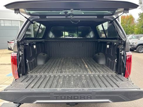 Used 2023 Toyota Tundra Platinum AWD/4WD image 17