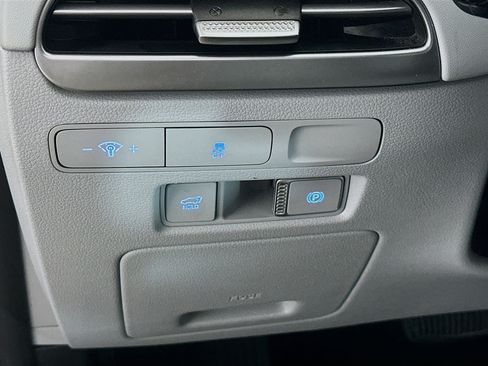 Used 2025 Hyundai Palisade SEL FWD image 17