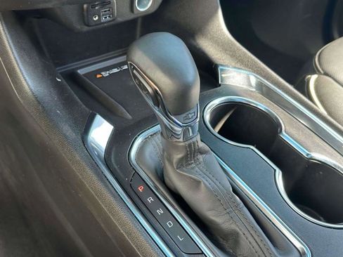 Used 2023 Chevrolet Traverse Premier w/ Redline Edition image 31