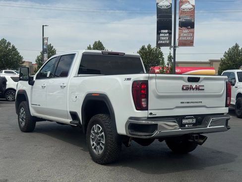Used 2024 GMC Sierra 3500 SLE w/ SLE Convenience Package AWD/4WD image 12