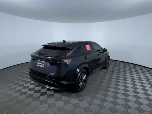 Used 2024 Nissan Ariya AWD image 8