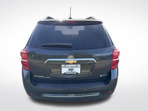 Used 2017 Chevrolet Equinox Premier w/ Enhanced Convenience Package AWD/4WD image 4