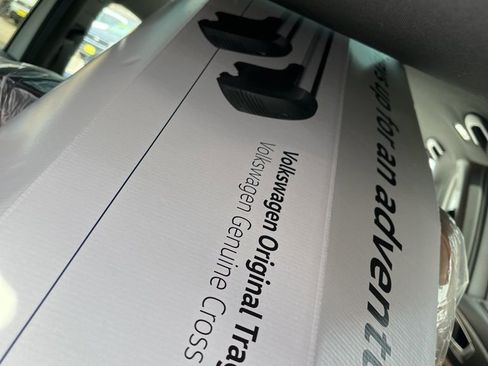 New 2026 Volkswagen Atlas Cross Sport SEL R-Line image 12