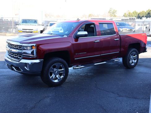 Used 2018 Chevrolet Silverado 1500 LTZ w/ Sport Package image 5