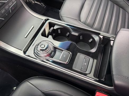 Used 2019 Ford Edge SEL w/ Equipment Group 201A image 29