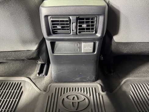 Used 2025 Toyota 4Runner TRD Off-Road image 13