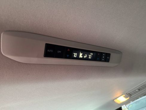 Used 2021 Toyota Sienna XLE w/ XLE Plus Package AWD/4WD image 39