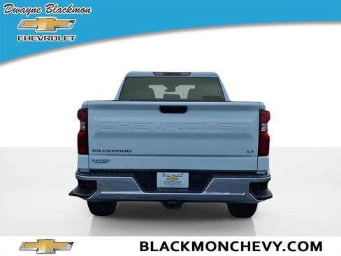 Used 2023 Chevrolet Silverado 1500 LT AWD/4WD image 4