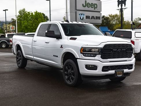 Used 2022 RAM 3500 Limited AWD/4WD image 8