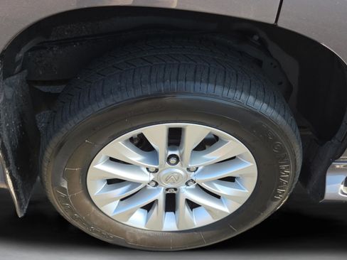 Used 2018 Lexus GX 460 Premium w/ Premium Package image 19