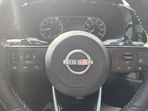 Used 2022 Nissan Pathfinder SL w/ SL Premium Package FWD image 21