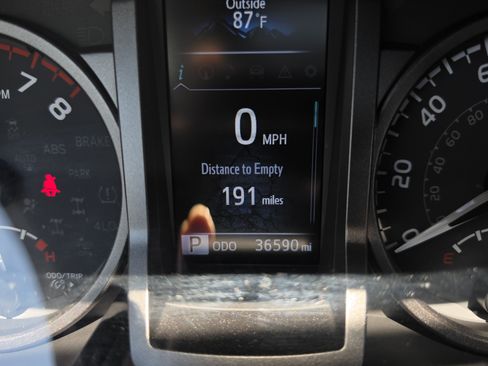 Used 2023 Toyota Tacoma TRD Pro AWD/4WD image 23
