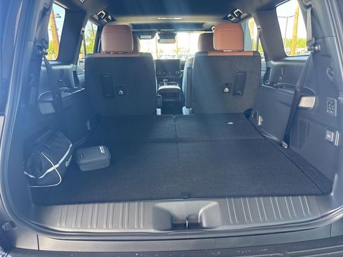 Used 2026 Lexus GX 550 AWD/4WD image 5