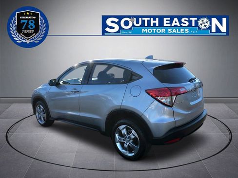 Used 2021 Honda HR-V LX image 5