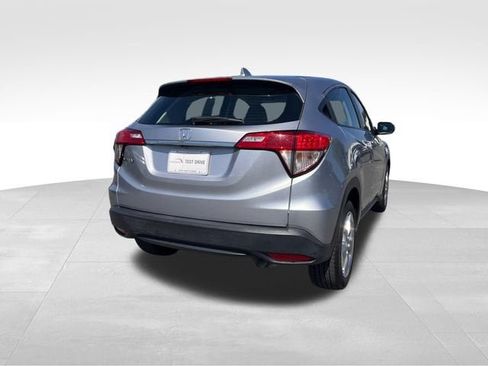 Used 2021 Honda HR-V LX image 5