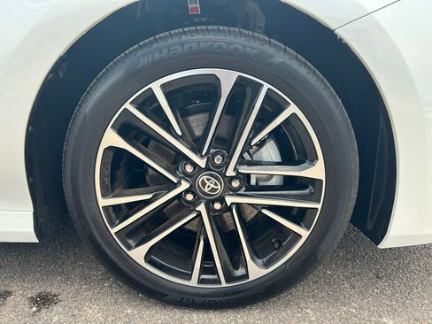 Used 2025 Toyota Camry XLE image 35