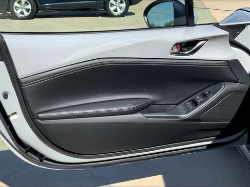 New 2026 MAZDA MX-5 Miata RF Grand Touring image 10