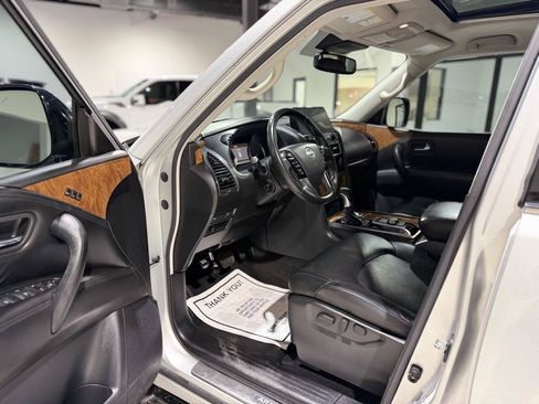 Used 2022 Nissan Armada SL w/ Captain's Chairs Package RWD image 15
