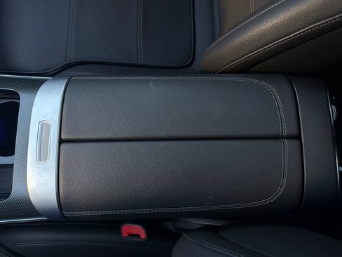 Used 2024 Mercedes-Benz C 300 4MATIC Sedan image 21