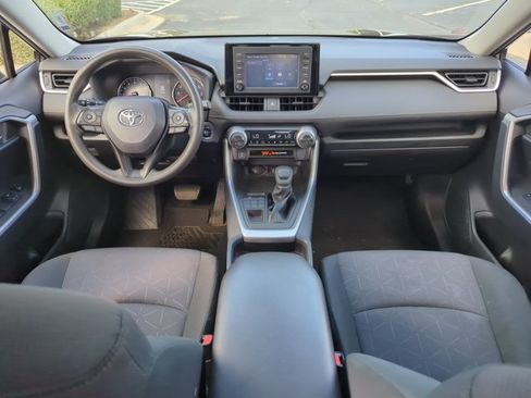 Used 2019 Toyota RAV4 XLE w/ Carpet Mat Package AWD/4WD image 25